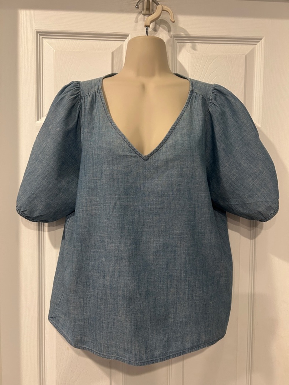 J. Crew Factory Light Blue V-Neck Puff Sleeve Chambray Top - Picture 2 of 4